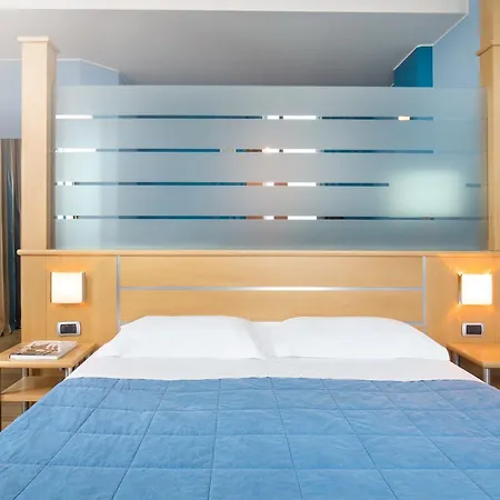 Garda Hotel 4*
